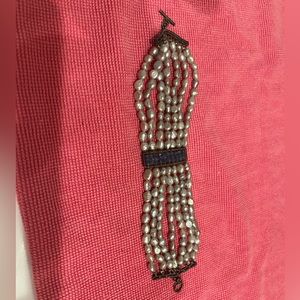 Women’s bracelet size 5‎ 1/2 inches long